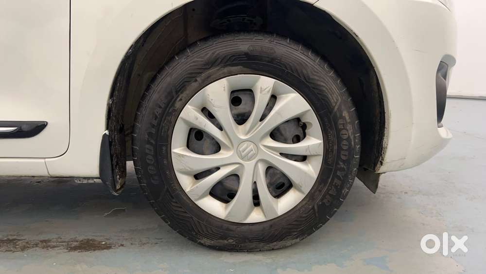 Maruti Suzuki Swift Vvt Vxi, 2022, Petrol