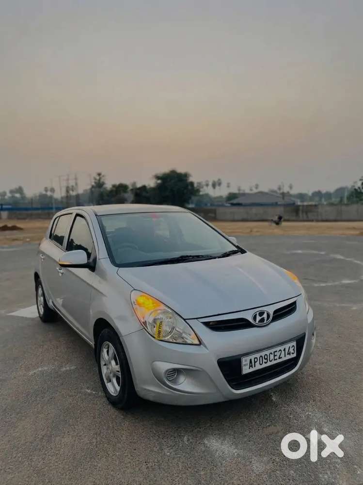 Hyundai I20 2011 Petrol 52000 Km Driven