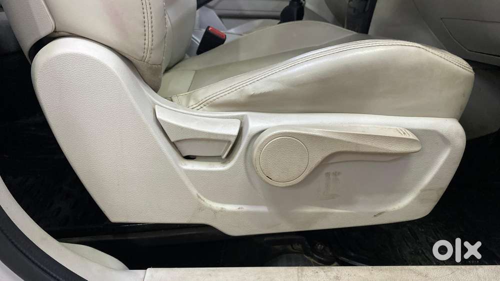Mahindra Xuv300 W8 Option, 2019, Petrol