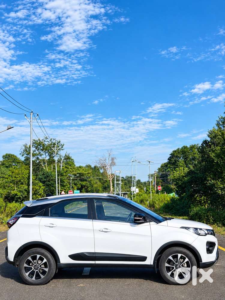 Tata Nexon 1.2 Revotron Xz Plus, 2020, Petrol