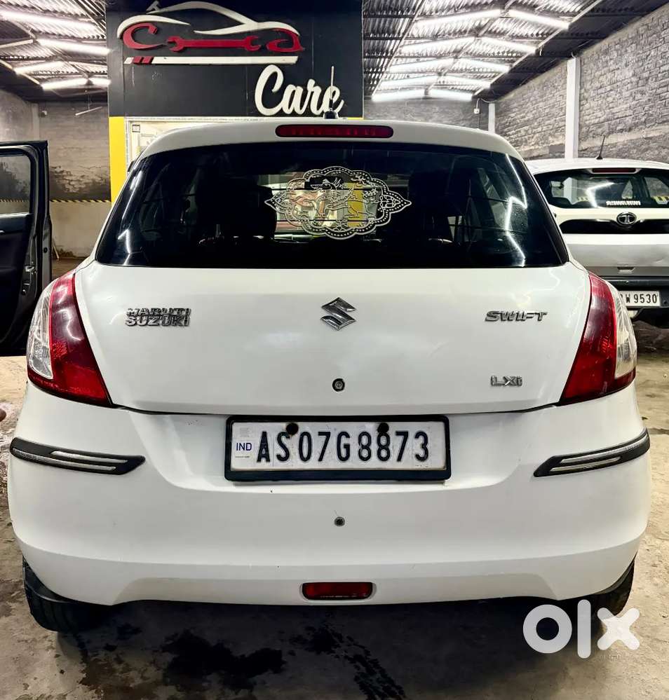 Maruti Suzuki Swift 2015 Lxi Petrol