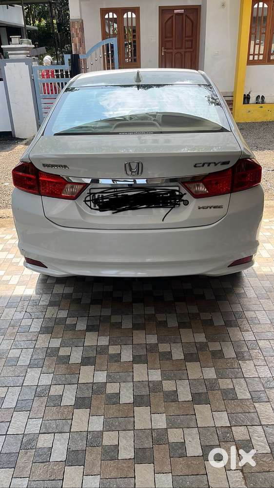 Single Use Short Drive Well Maintained Honda City For Sale