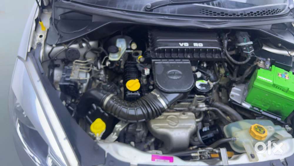 Tata Tiago Xza, 2017, Petrol