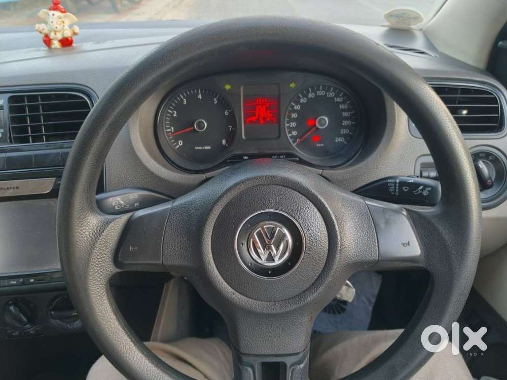 Volkswagen Vento 2010-2013 Petrol Trendline, 2011, Petrol