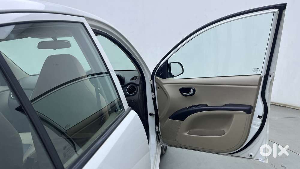 Hyundai I10 Sportz 1.1 Irde2, 2016, Petrol