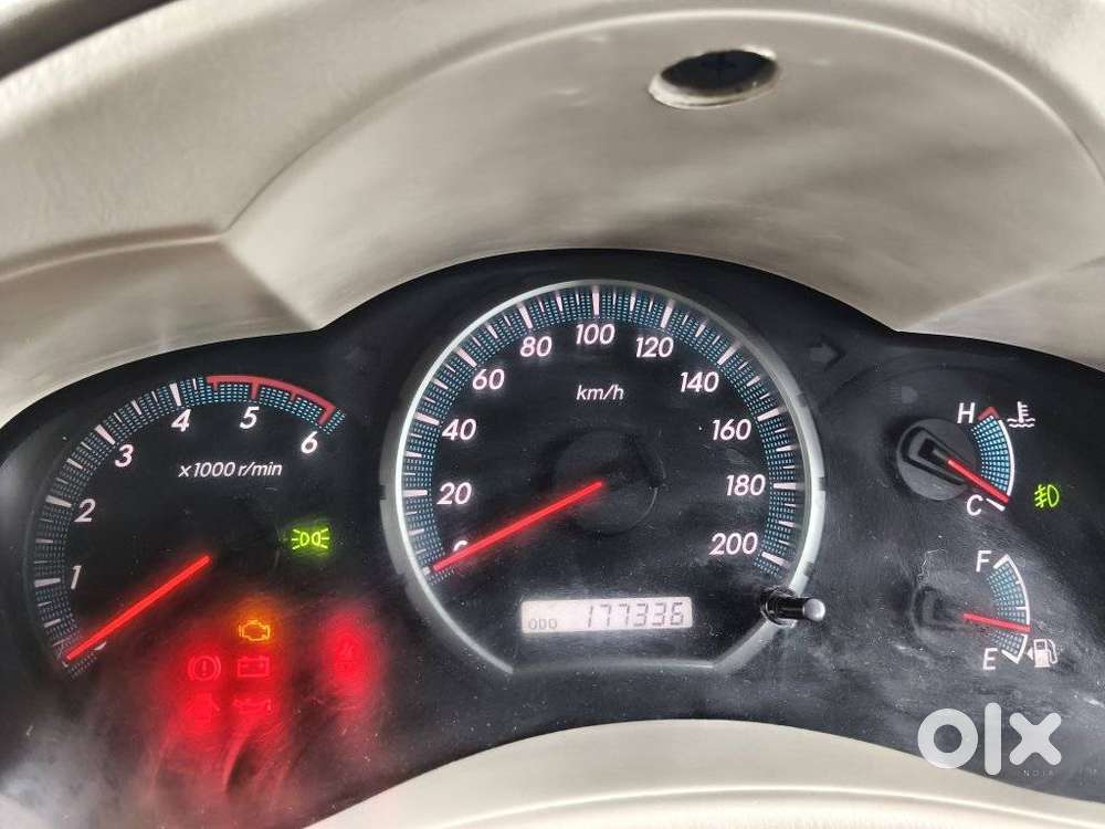 Toyota Innova 2.5 V 7 Str, 2012, Diesel