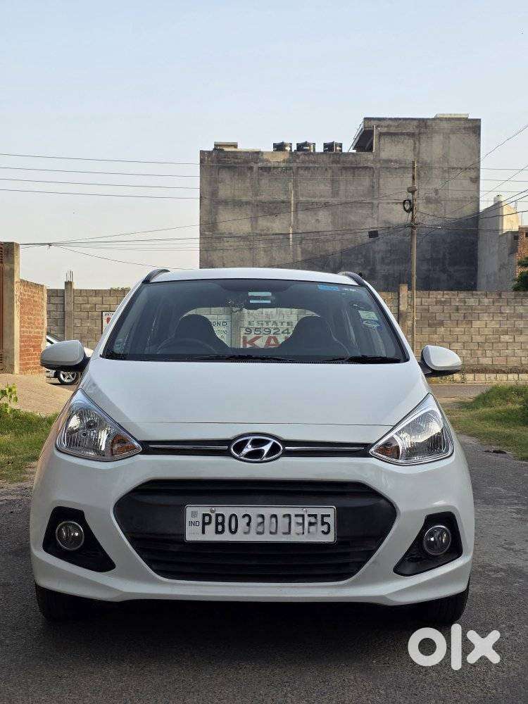 Hyundai Grand I10 2013-2016 Sportz, 2016, Petrol