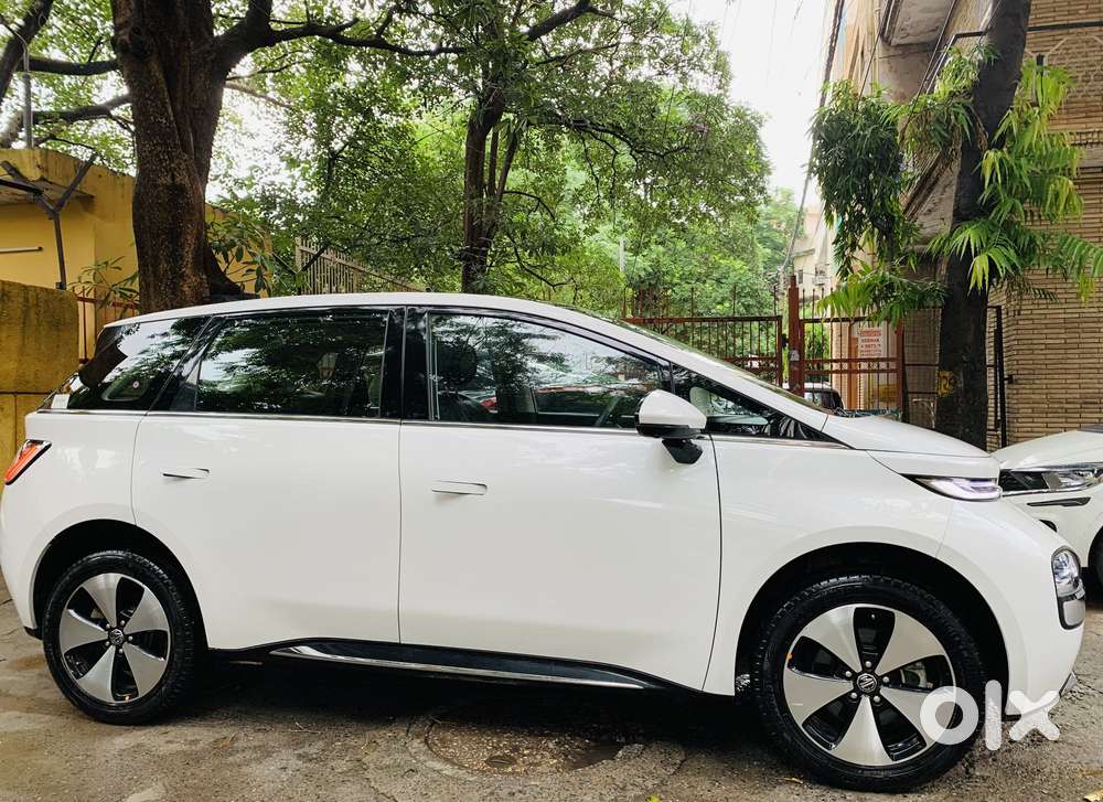 Mg Windsor Ev Essence, 2025, Electric