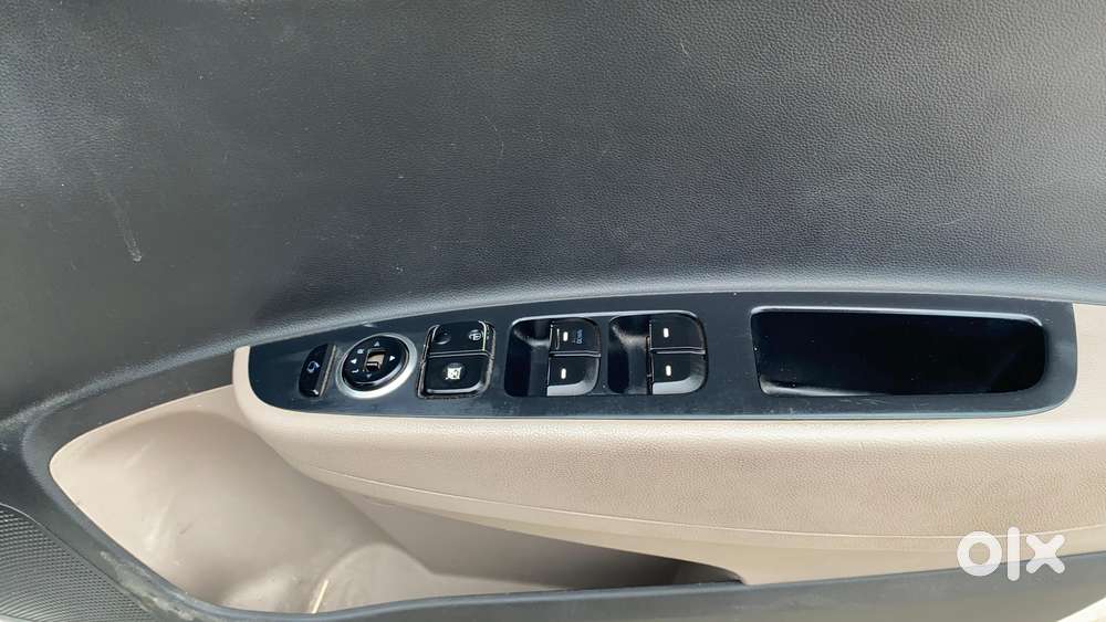 Hyundai Grand I10 Asta 1.2 Kappa Vtvt (o), 2016, Cng & Hybrids
