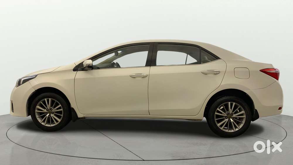 Toyota Corolla Altis 2013-2017 Vl At, 2014, Petrol