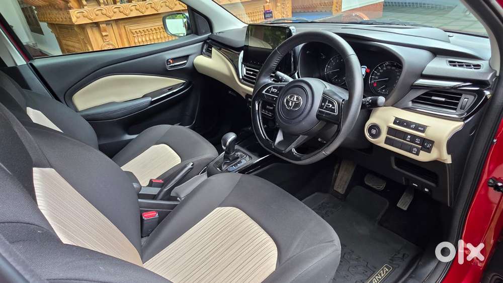 Toyota Glanza 1.2 V Amt, 2025, Petrol