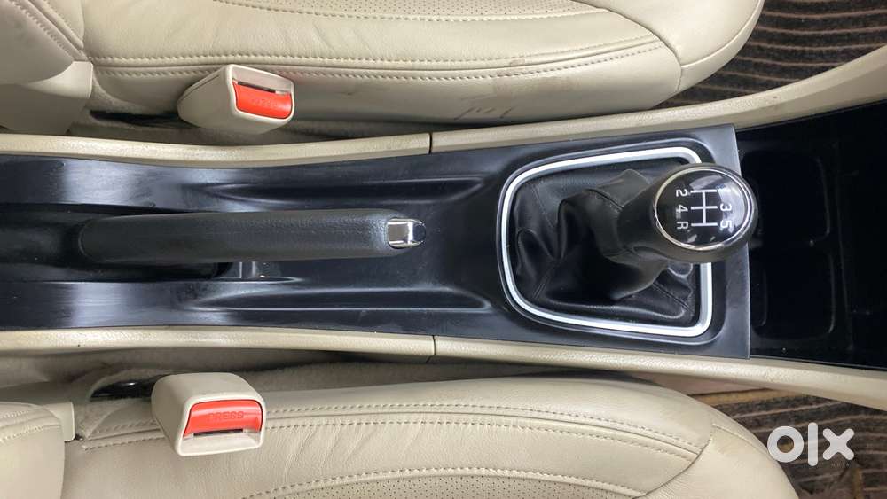 Maruti Suzuki Ciaz 1.5 Alpha Shvs Petrol, 2022, Petrol