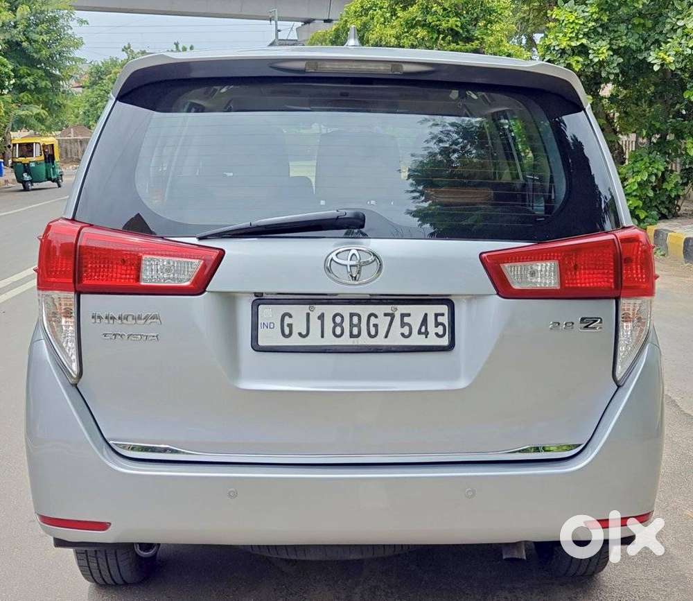 Toyota Innova Crysta 2.8 Zx At 7 Seater, 2017, Diesel