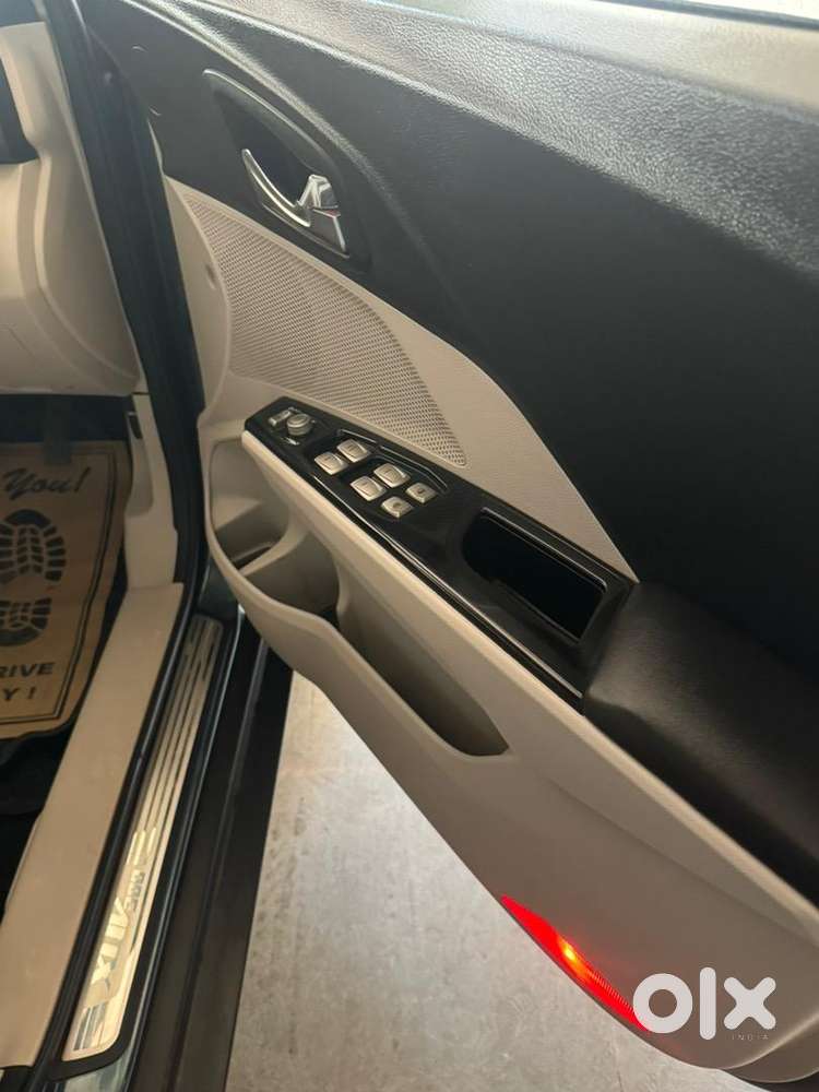 Mahindra Xuv300 Petrol Auto Matic