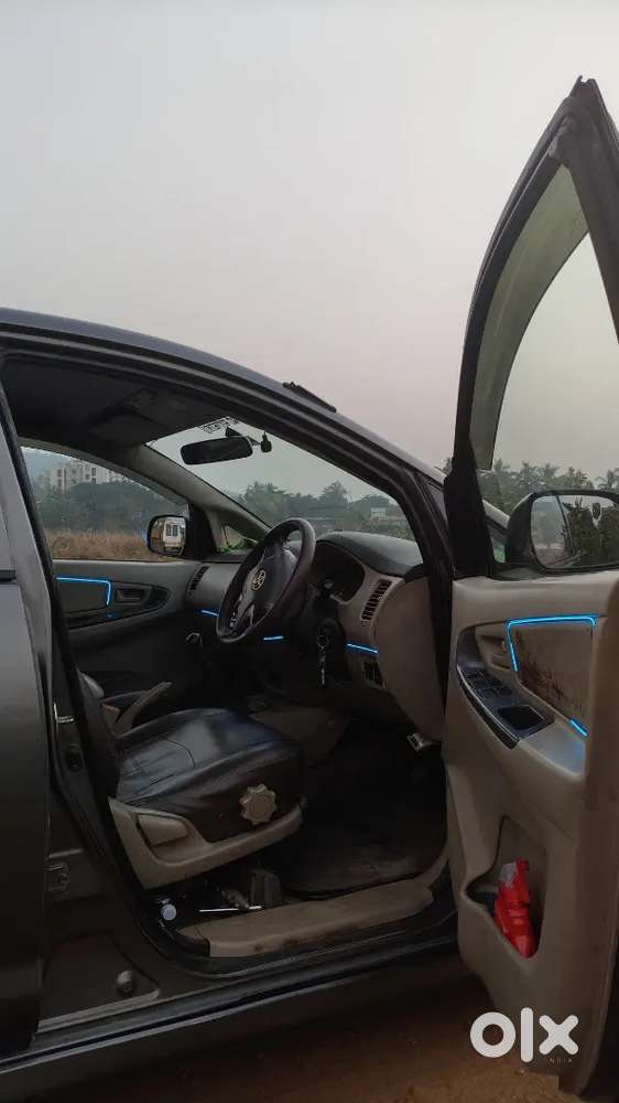 Toyota Innova 2012 Diesel 210000 Km