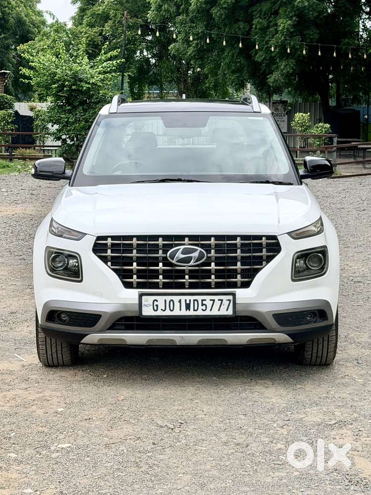 Hyundai Venue 1.0 Sx Plus Turbo Dct Dual Tone, 2021, Petrol