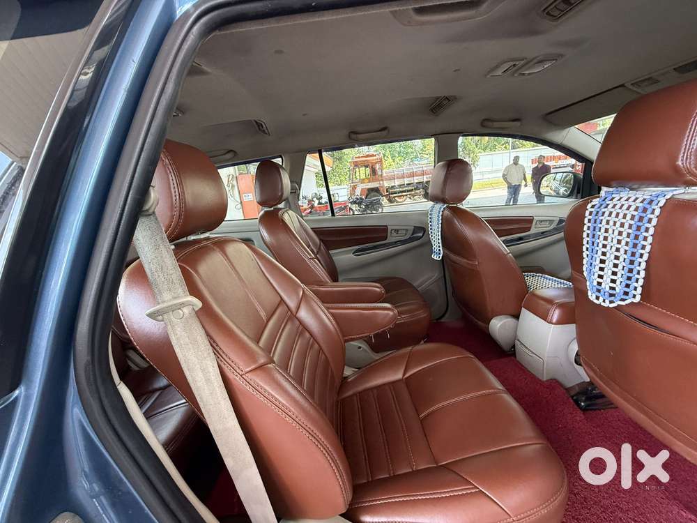 Toyota Innova 2.5 Gx 8 Str Bs-iii, 2012, Diesel