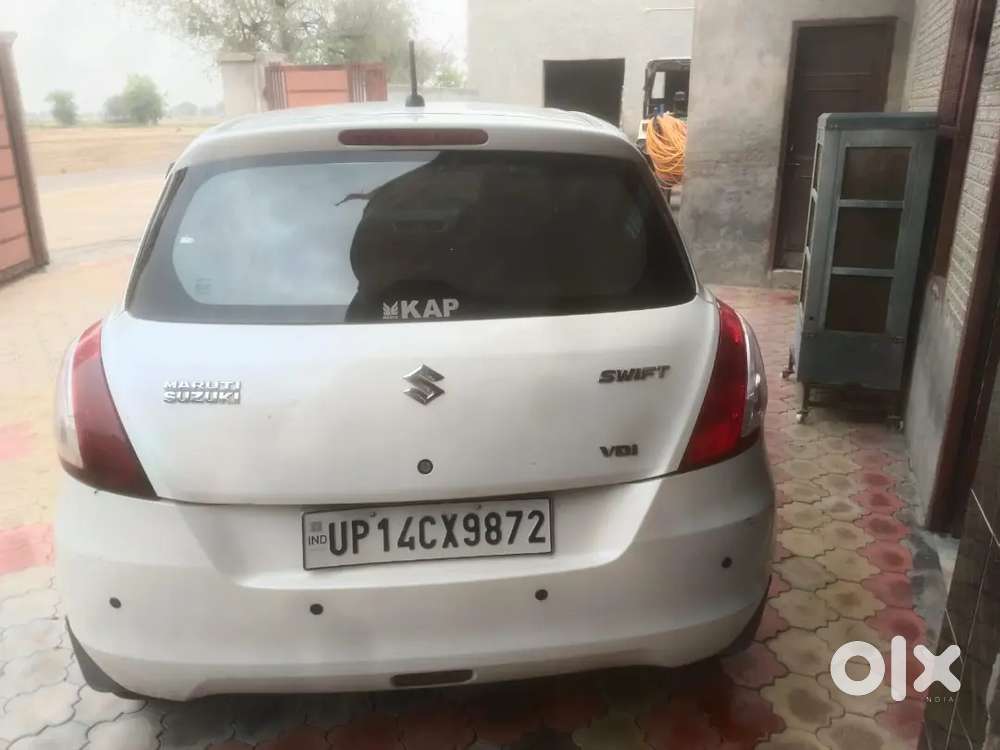 Maruti Suzuki Swift 2016 Diesel 104000 Km Driven