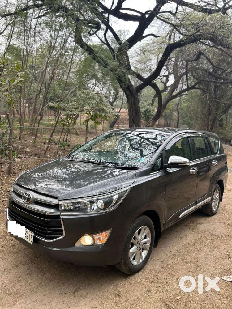 Toyota Innova Crysta