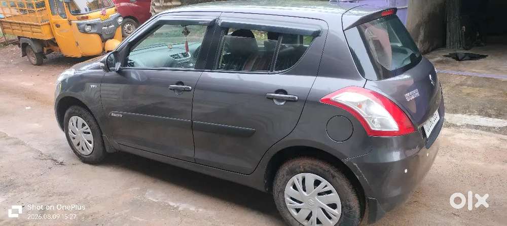Swift 2016 Petrol Car