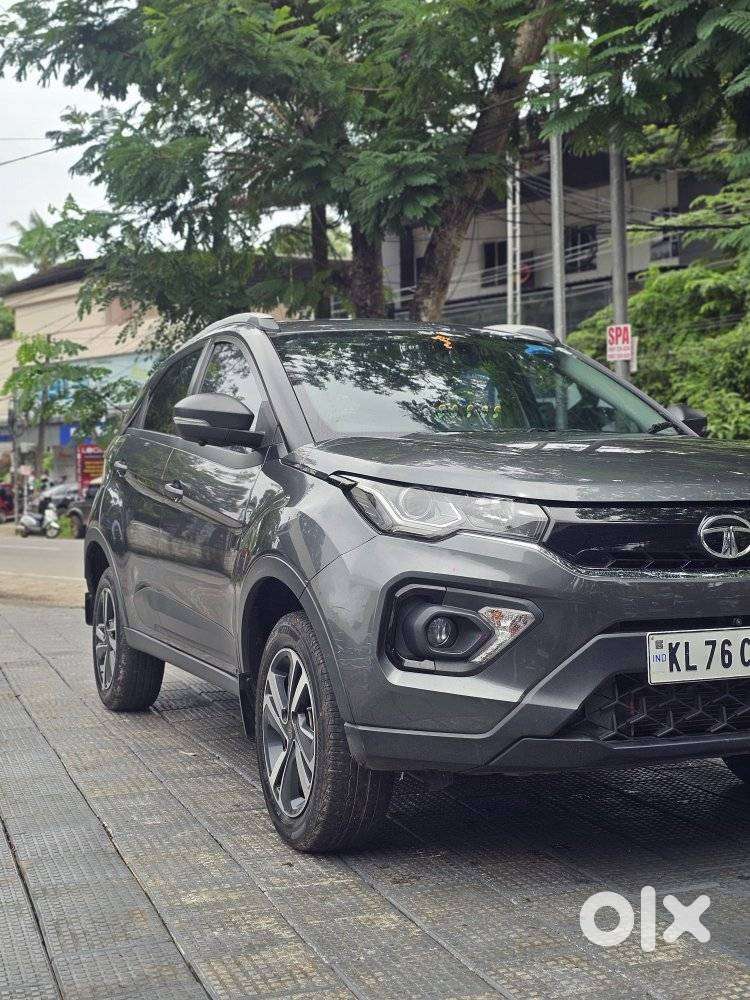 Tata Nexon 1.2 Revotron Xm (s), 2022, Petrol