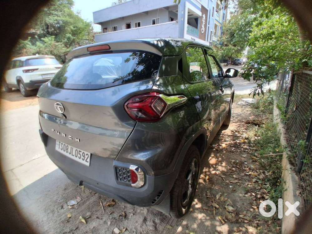 Tata Punch 1.2 Revotron Creative Dual Tone, 2022, Petrol