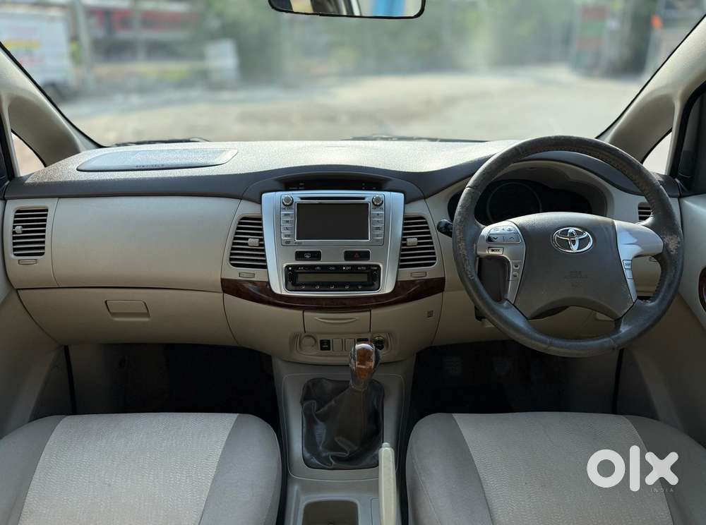 Toyota Innova 2.5 V 7 Str, 2013, Diesel