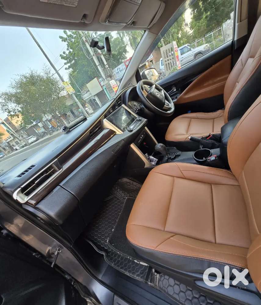 2016 Toyota Innova Crysta 2.8 Z