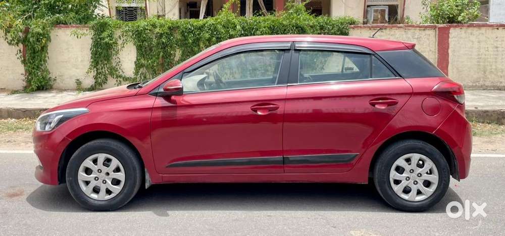 Hyundai I20 Sportz 2015 Petrol