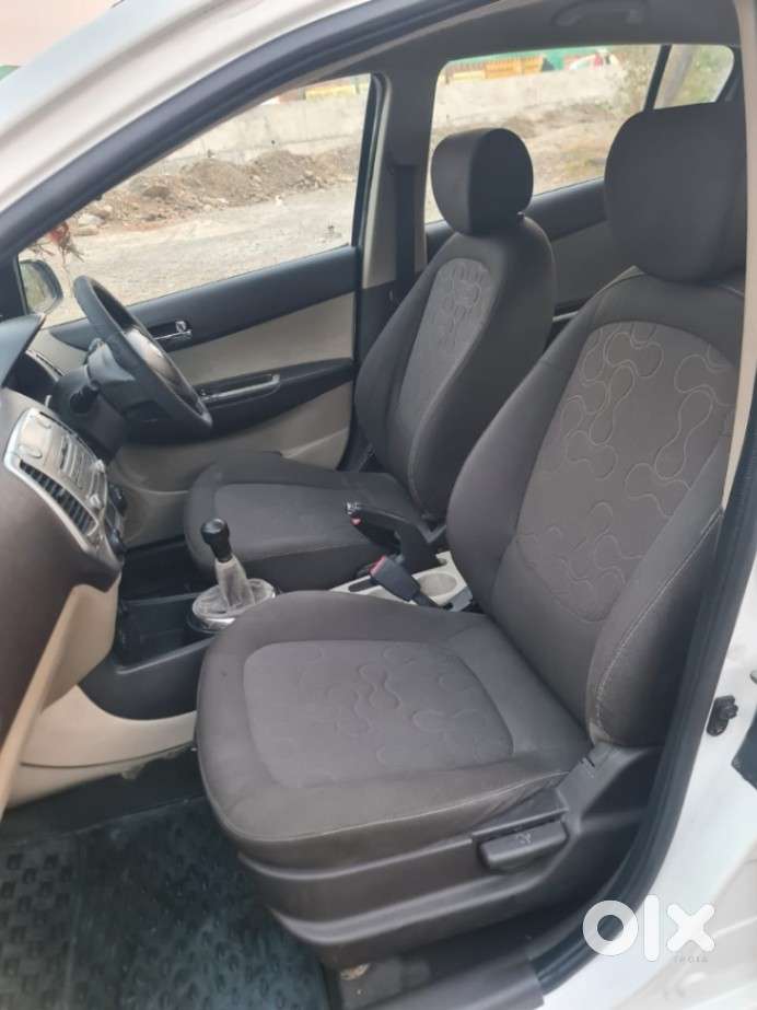 Hyundai I20 Magna 1.2 Mt, 2011, Petrol