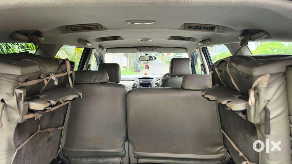 Toyota Innova 2.5 G4 Diesel 8-seater, 2011, Diesel