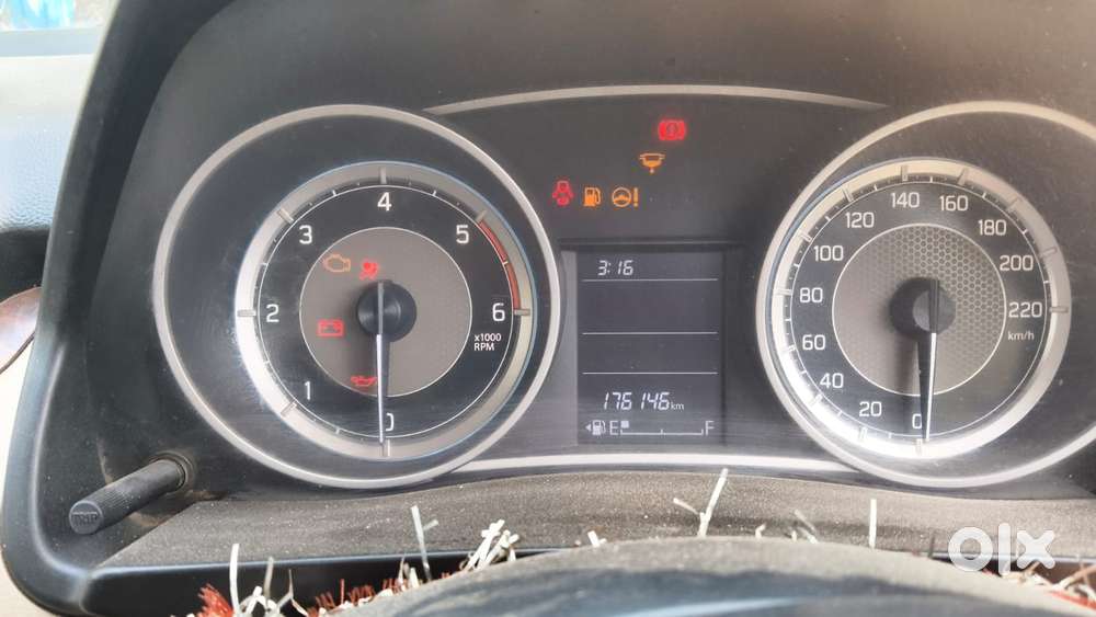 Maruti Suzuki Swift Dzire Vdi (o), 2017, Diesel