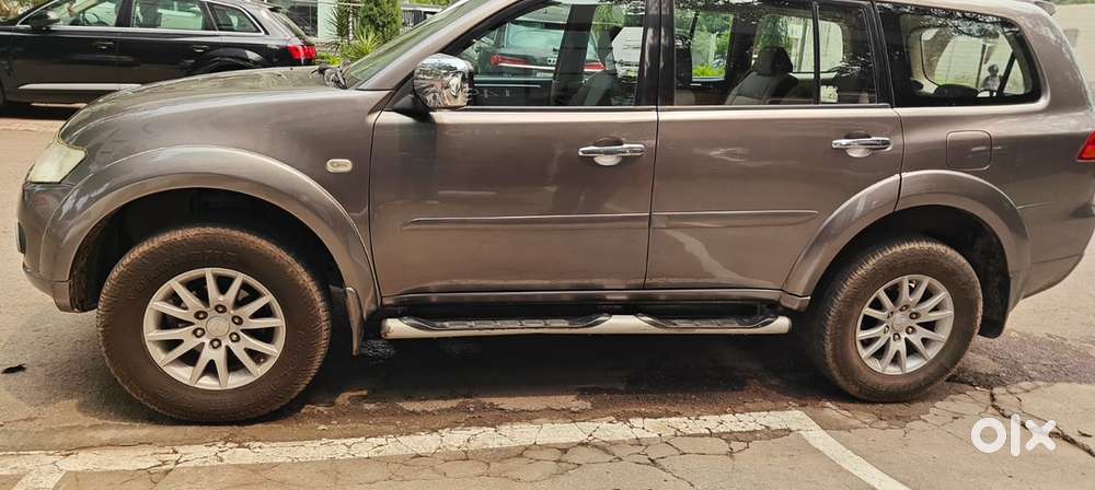Mitsubishi Pajero Sport 2012