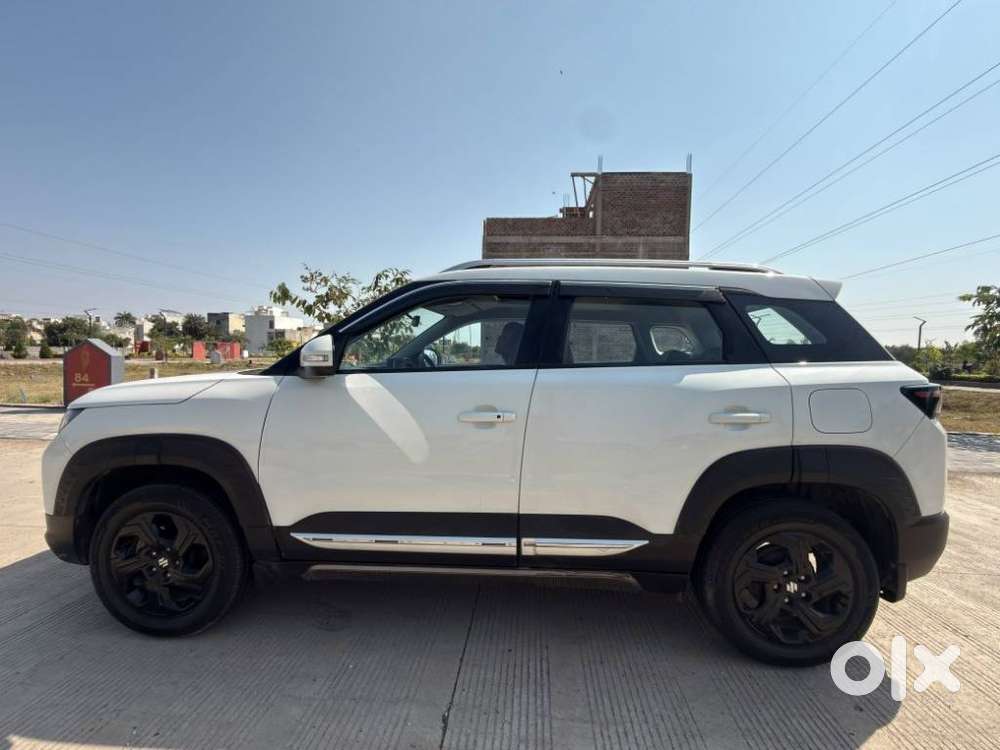 Maruti Suzuki Brezza 1.5 Zxi Plus Smart Hybrid, 2022, Petrol
