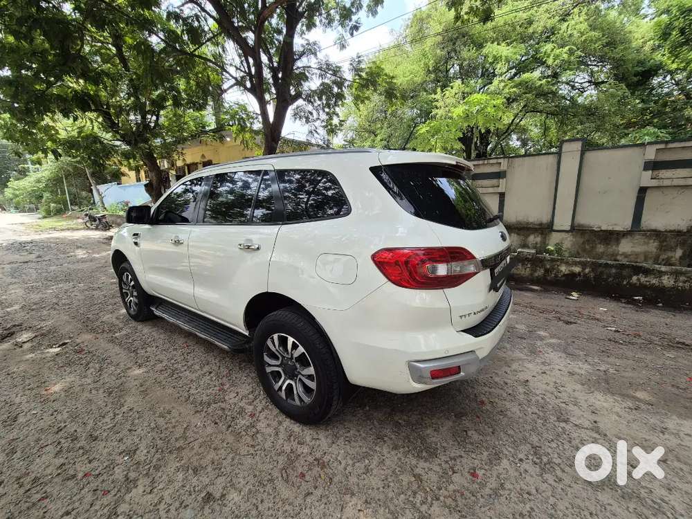Ford Endeavour 2019