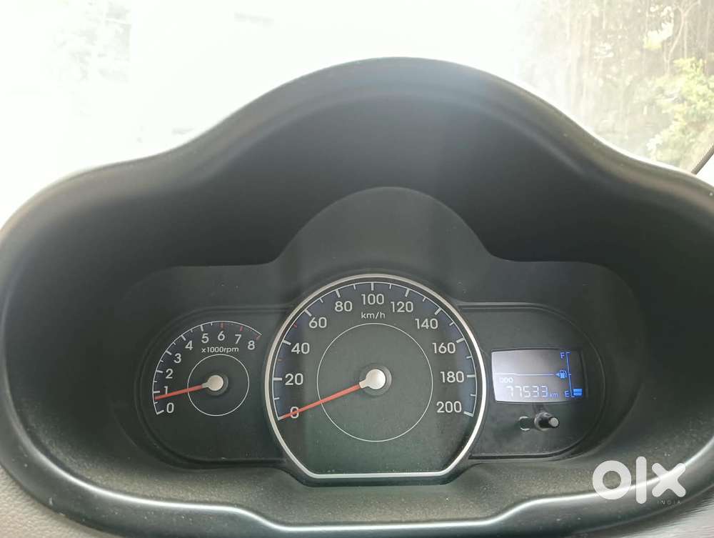 Hyundai I10 Sportz, 2016, Petrol
