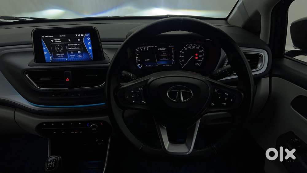 Tata Altroz 1.2 Xz Plus Petrol, 2023, Petrol