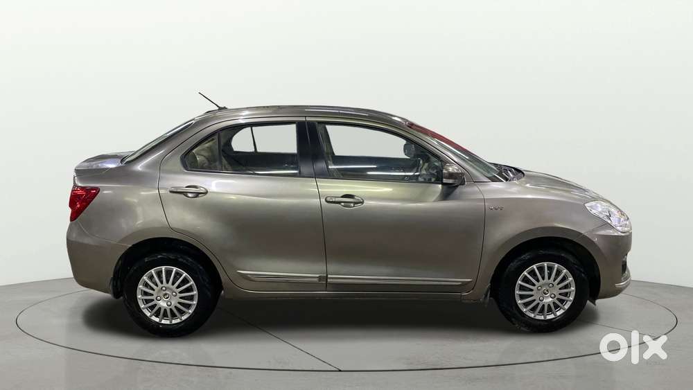 Maruti Suzuki Swift Dzire 1.2 Vxi Bsiv, 2017, Petrol