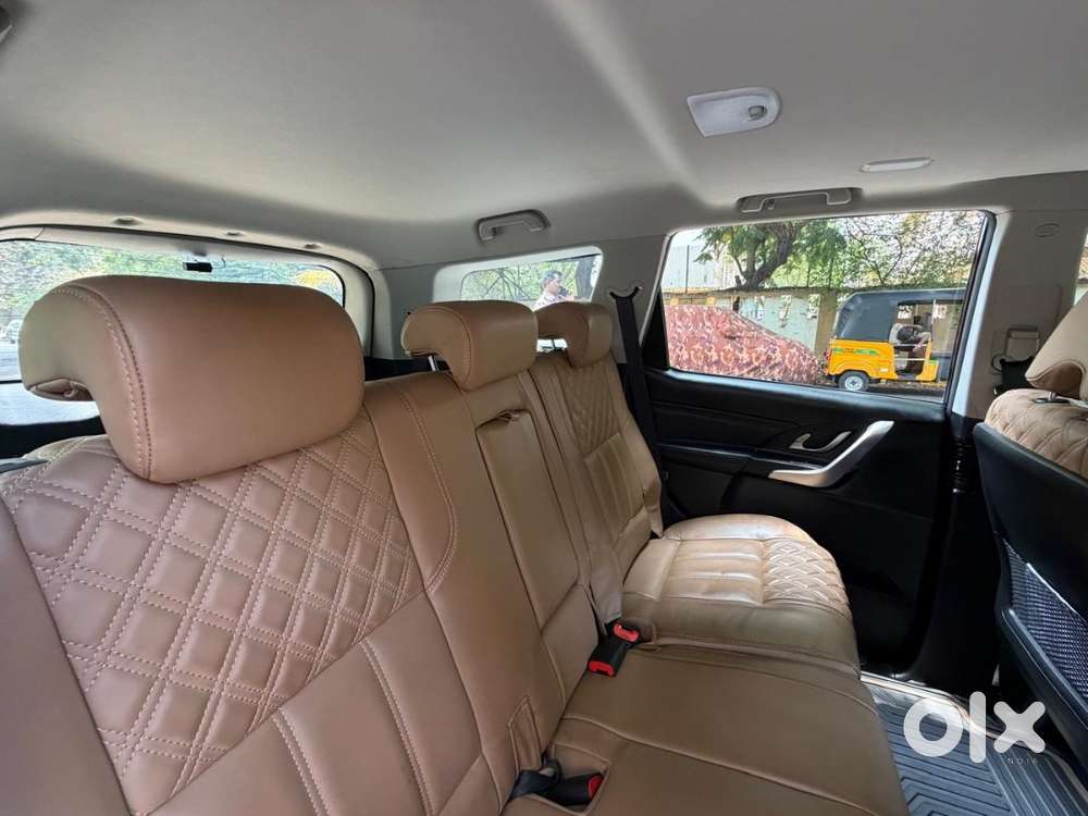 Mahindra Xuv500 W11(o)  2019 Diesel 37300 Km Driven