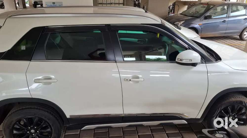 Suzuki Vitara Brezza 2021 Petrol 33000 Km Driven Zxi