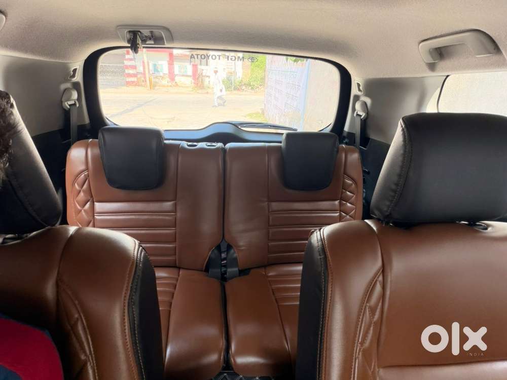 Toyota Innova Crysta 2.4 Gx