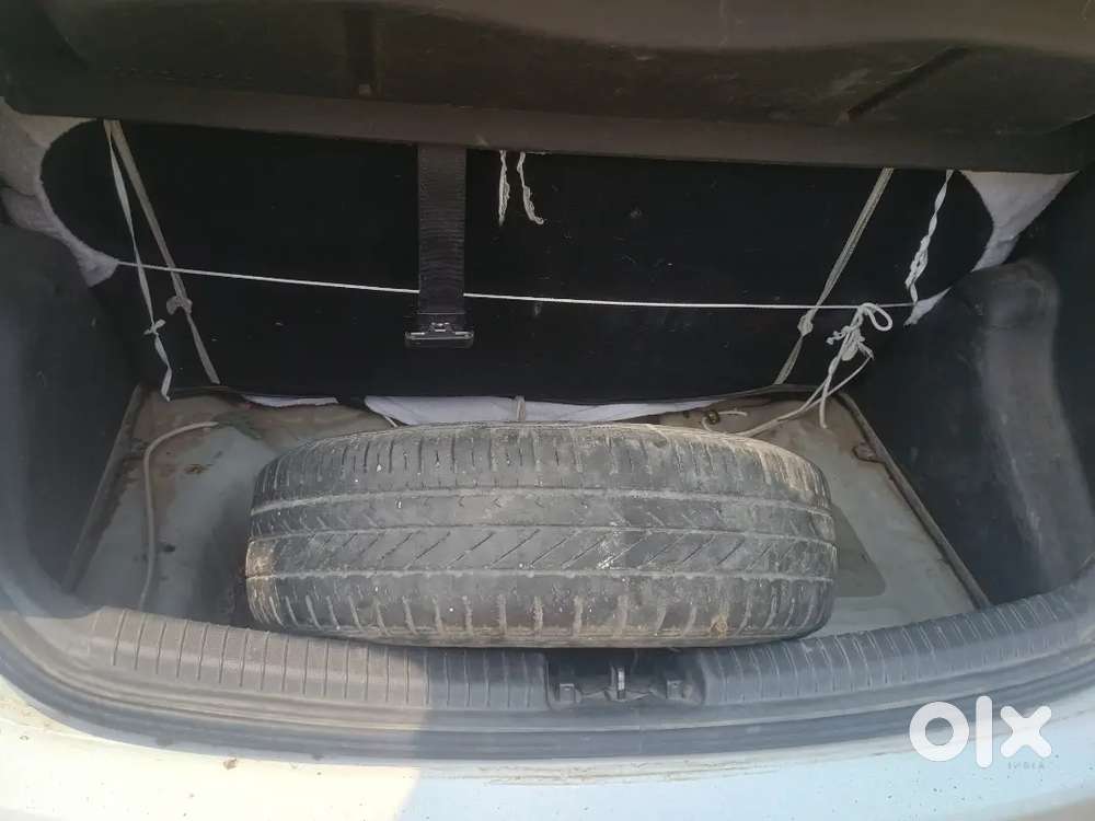 Hyundai Grand I10 2017 Petrol+cng Manual & Well Maintained