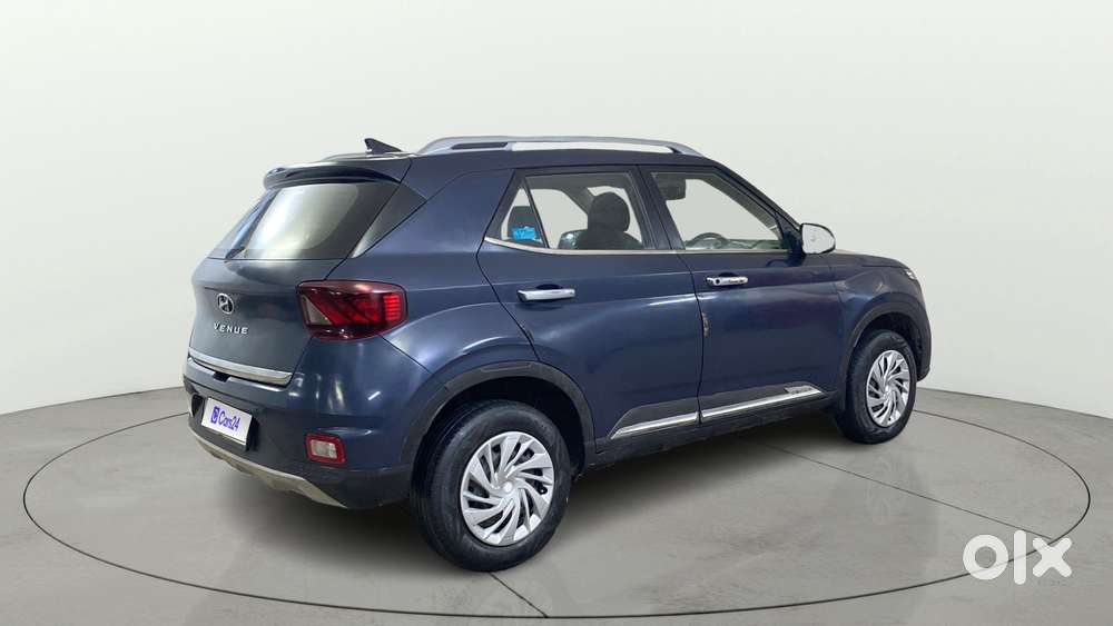 Hyundai Venue 1.2 S Plus, 2021, Petrol