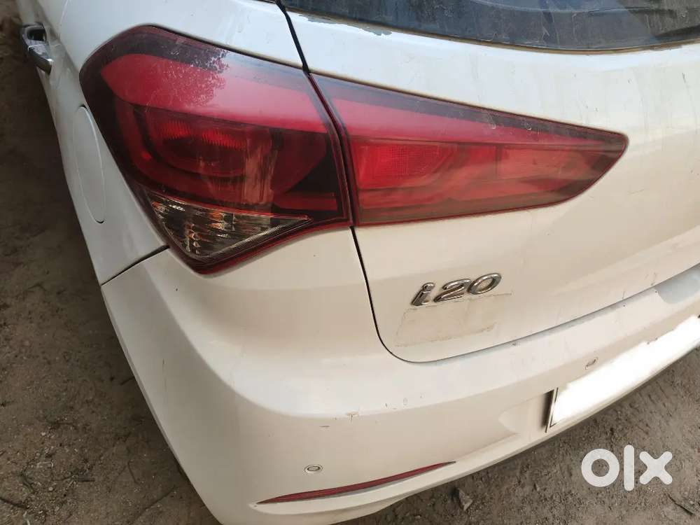 Hyundai Elite I20 2015 Petrol 124000 Km Driven