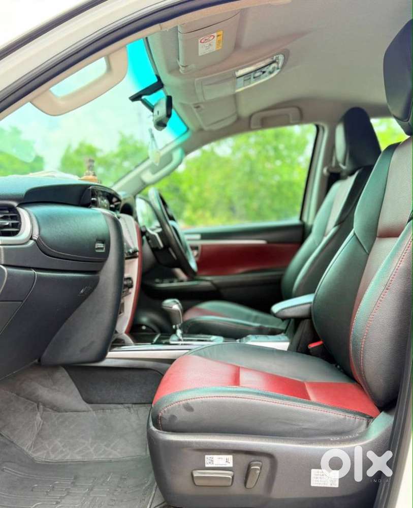 Toyota Fortuner Legender 4x2 At 2.8, 2024, Diesel