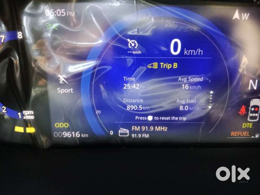 Tata Nexon Creative Plus S 1.2 Revotron Petrol 6 Amt, 2025, Petrol