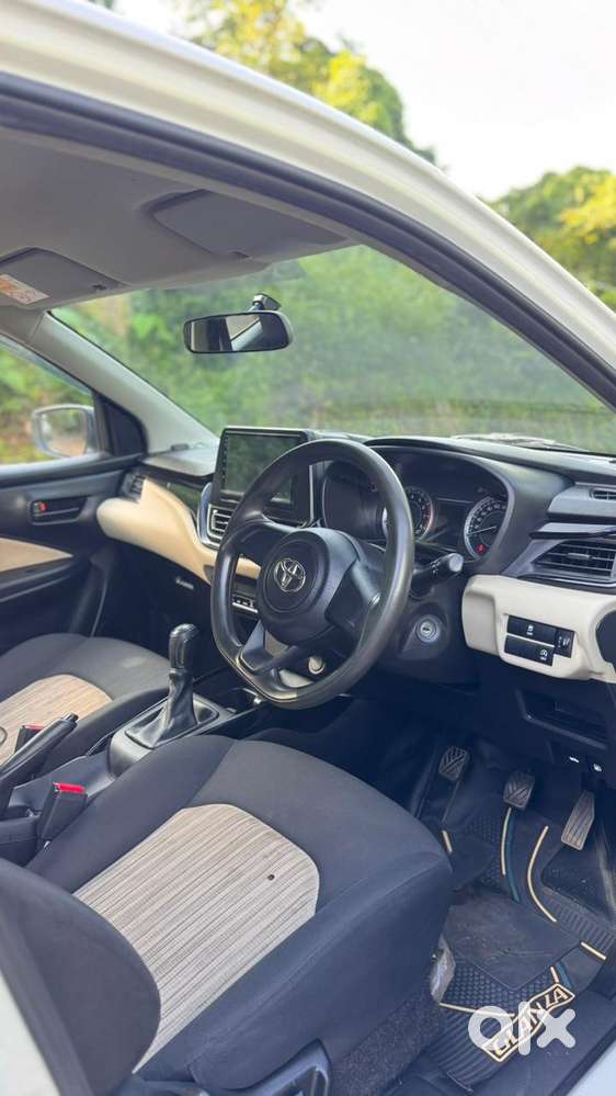 Toyota Glanza 1.2 V, 2023, Petrol
