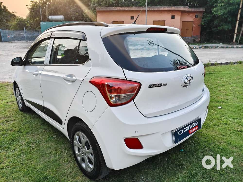 Hyundai Grand I10 2013-2016 Sportz, 2015, Petrol