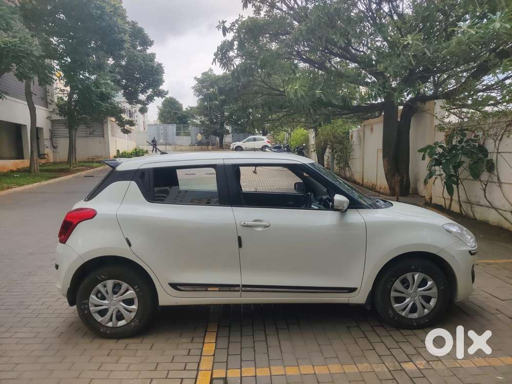 Maruti Suzuki Swift Vvt Vxi, 2021, Petrol