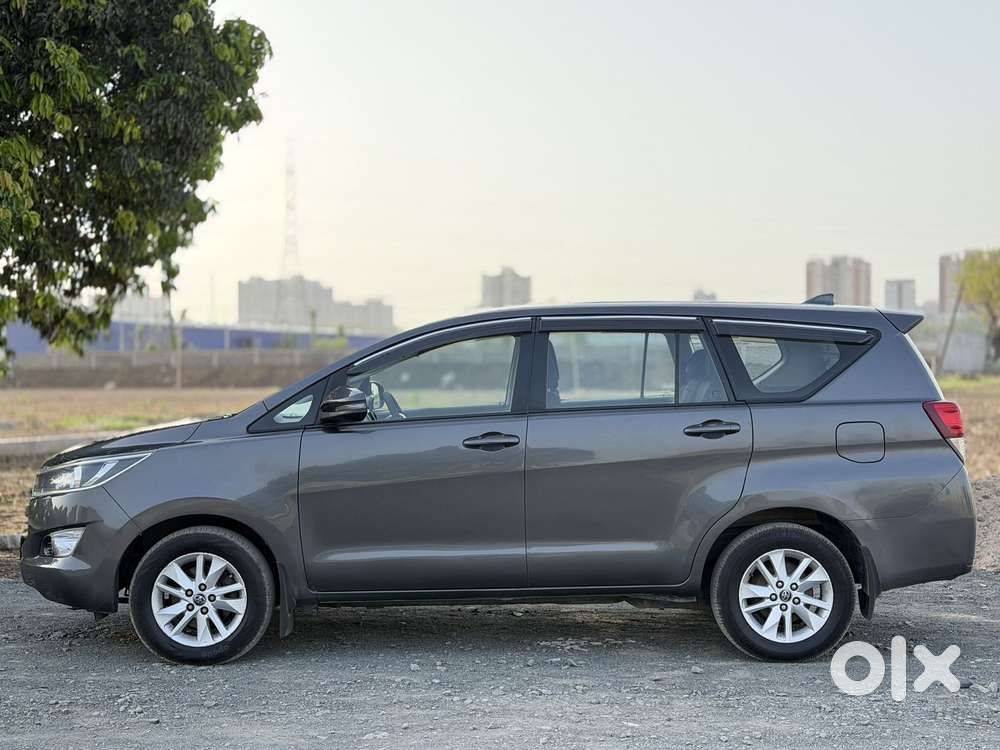 Toyota Innova Crysta 2.4 G Mt 8s, 2018, Diesel